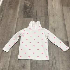 The Beaufort Bonnet Tatum’s Turtleneck size 3T white with pink hearts